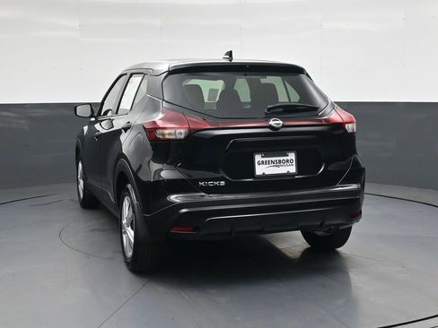 Certified 2025 Nissan Kicks Play S FWD image 11