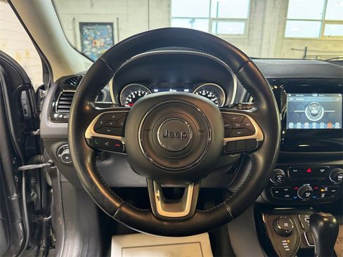 Used 2020 Jeep Compass Altitude image 15