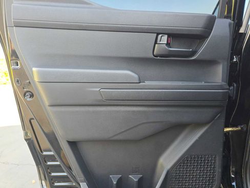 Certified 2024 Toyota Tacoma SR5 image 15