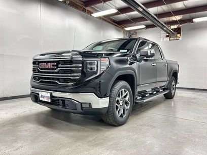 New 2026 GMC Sierra 1500 SLT w/ SLT Premium Package