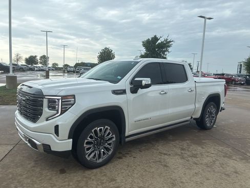 Used 2023 GMC Sierra 1500 Denali Ultimate image 1