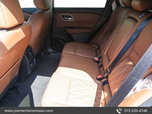 New 2026 Nissan Rogue Platinum AWD/4WD image 24