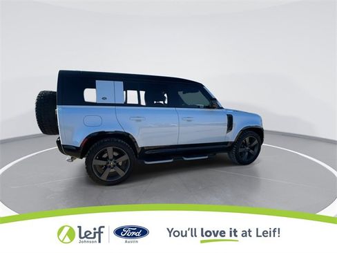 Used 2023 Land Rover Defender 110 V8 image 12