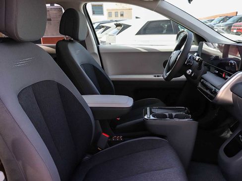 New 2026 Hyundai Ioniq 5 SE image 19