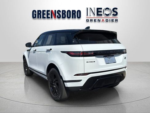 Used 2023 Land Rover Range Rover Evoque S AWD/4WD image 3
