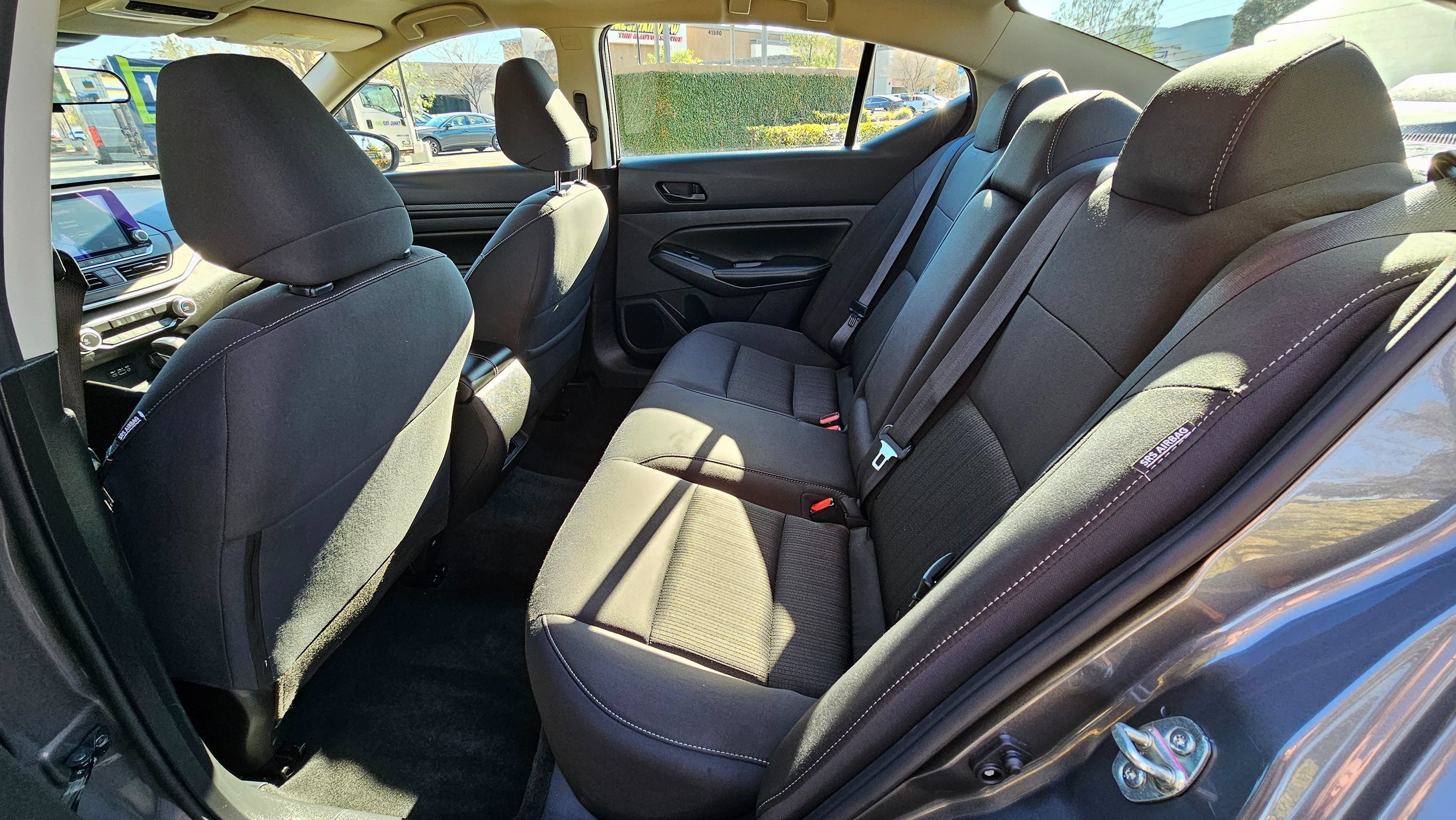 Used 2024 Nissan Altima 2.5 SV FWD image 17