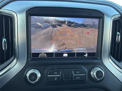 Used 2020 GMC Sierra 1500 SLT image 23