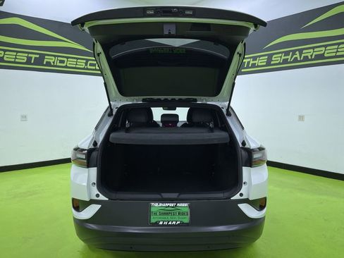 Used 2022 Volkswagen ID.4 Pro image 9