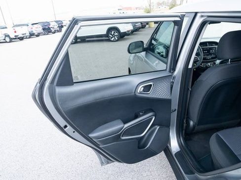 Used 2024 Kia Soul LX w/ Option Group 015 image 12