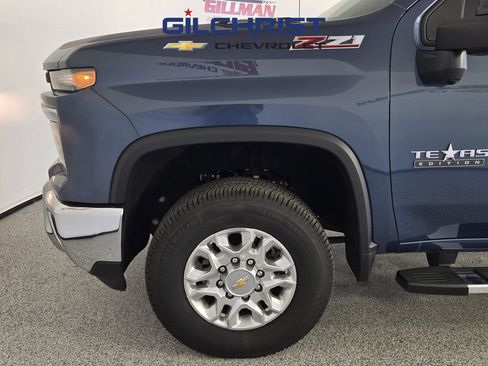 Used 2025 Chevrolet Silverado 2500 LT w/ Texas Edition image 8
