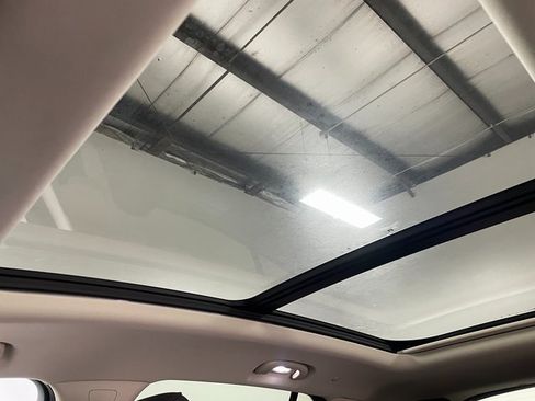 Used 2023 Buick Envision Essence w/ Sport Touring Package image 19