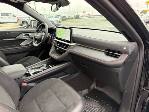 Certified 2025 Ford Explorer ST AWD/4WD image 25