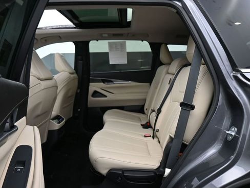 Used 2023 INFINITI QX60 Luxe w/ Cargo Package FWD image 19