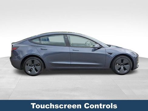 Used 2023 Tesla Model 3 Standard Range RWD image 9