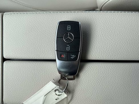 Certified 2026 Mercedes-Benz GLB 250 4MATIC image 27