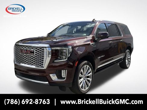 Used 2022 GMC Yukon XL Denali w/ Max Trailering Package AWD/4WD image 1