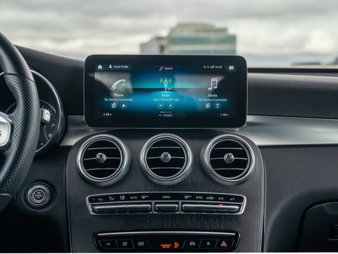Certified 2022 Mercedes-Benz GLC 300 4MATIC image 22