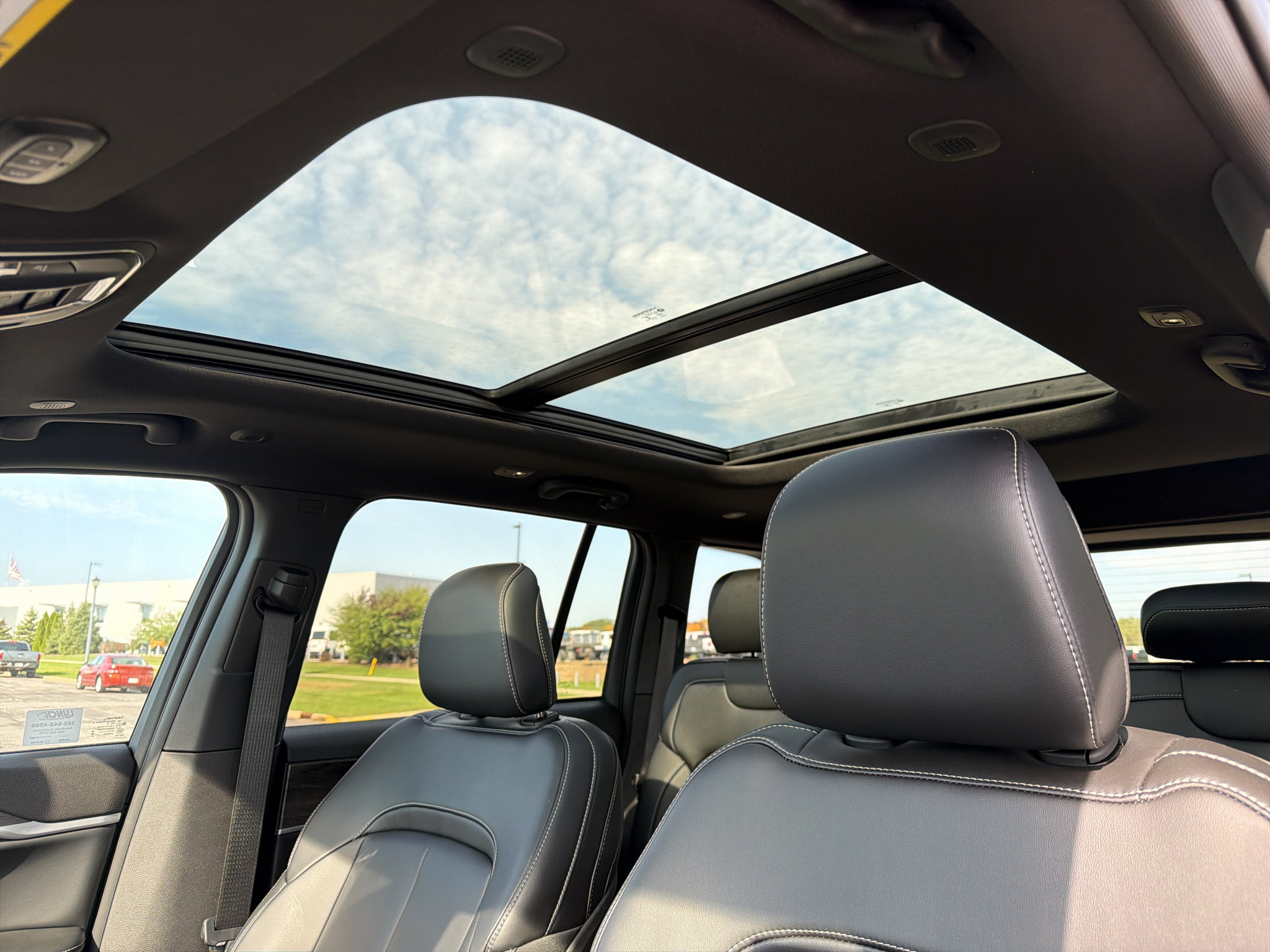 New 2027 Jeep Grand Cherokee Limited AWD/4WD image 19