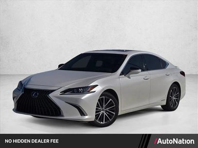 Used 2022 Lexus ES 300h w/ Premium Package