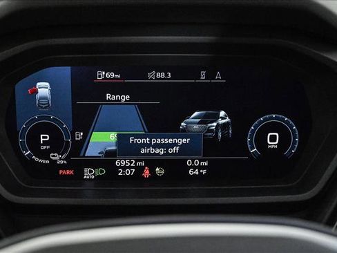 Certified 2023 Audi Q4 e-tron Prestige w/ Black Optic Package image 11