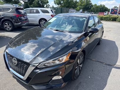 Used 2021 Nissan Altima 2.5 SV w/ SV Premium Package