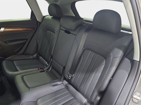 Used 2023 Audi Q5 2.0T Premium Plus w/ Premium Plus Package image 17