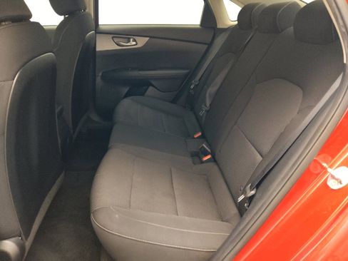 Used 2019 Kia Forte LXS FWD image 18