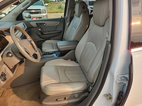 Used 2016 Chevrolet Traverse LTZ AWD/4WD image 33