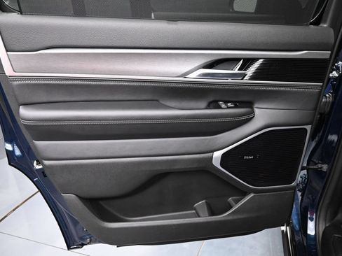 New 2026 Jeep Grand Wagoneer Limited AWD/4WD image 24
