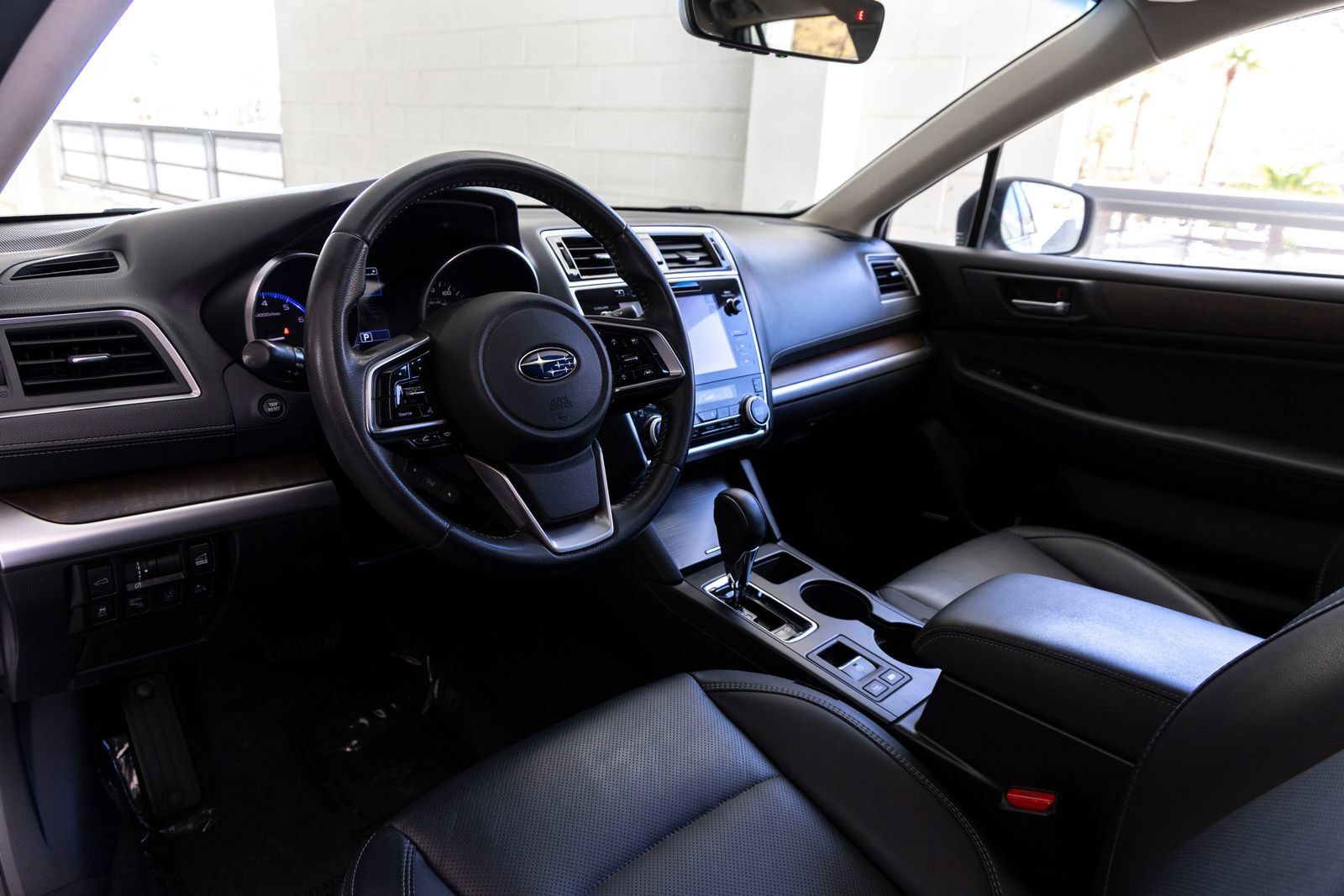 Used 2019 Subaru Outback 3.6R Limited AWD/4WD image 14