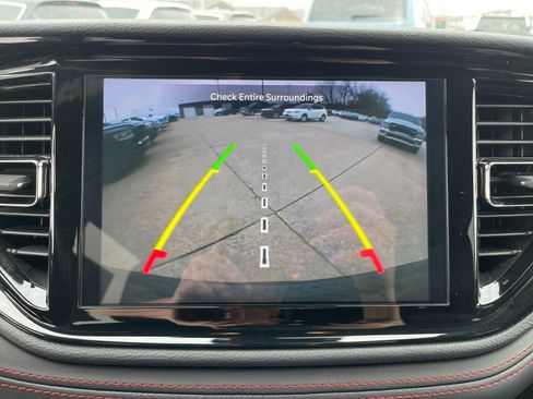 Used 2025 Dodge Durango GT image 23