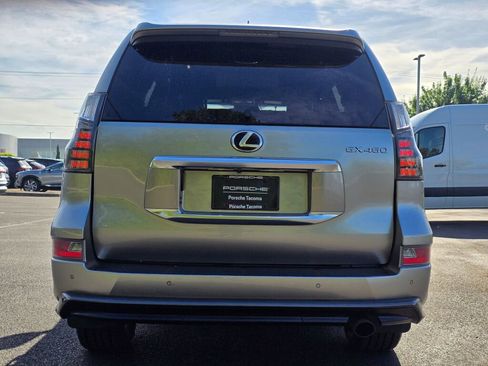 Used 2023 Lexus GX 460 Luxury w/ Sport Design Package AWD/4WD image 4