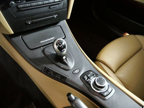 Used 2009 BMW M3 Sedan RWD image 17