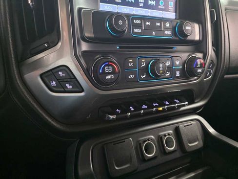 Used 2016 Chevrolet Silverado 2500 LTZ w/ LTZ Plus Package image 19