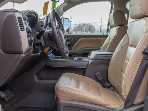 Used 2019 GMC Sierra 2500 Denali image 6