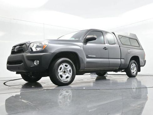 Used 2014 Toyota Tacoma 2WD Access Cab image 31