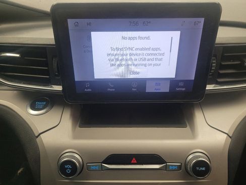 Used 2023 Ford Explorer XLT w/ Equipment Group 202A image 25