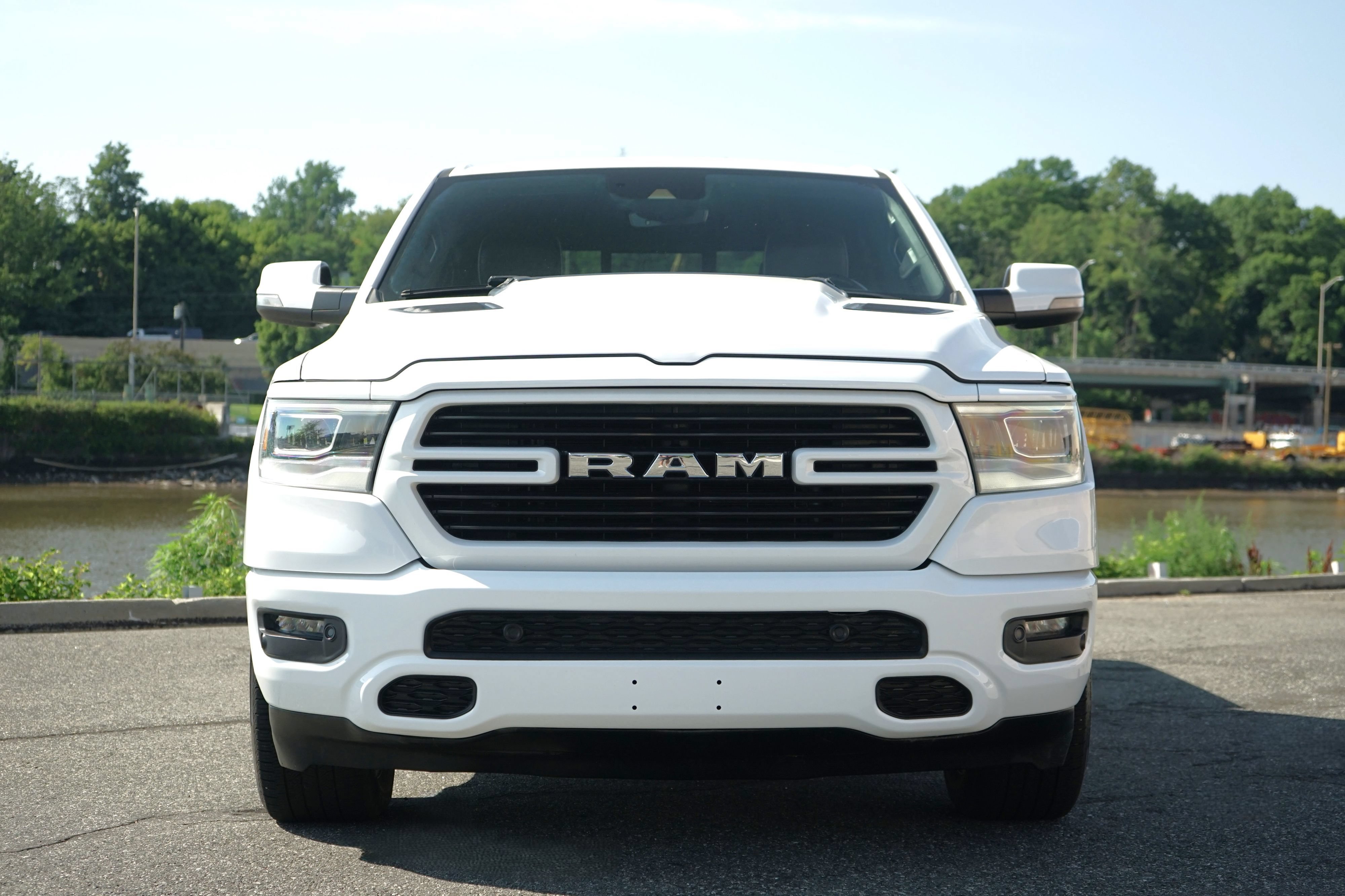 Used 2023 RAM 1500 Laramie AWD/4WD image 7
