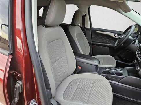 Used 2021 Ford Escape SE w/ Convenience Package FWD image 16