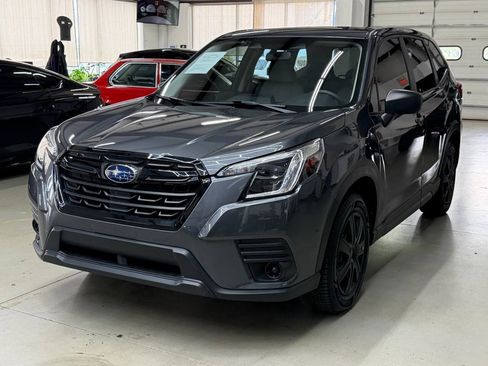 Used 2023 Subaru Forester AWD/4WD image 5