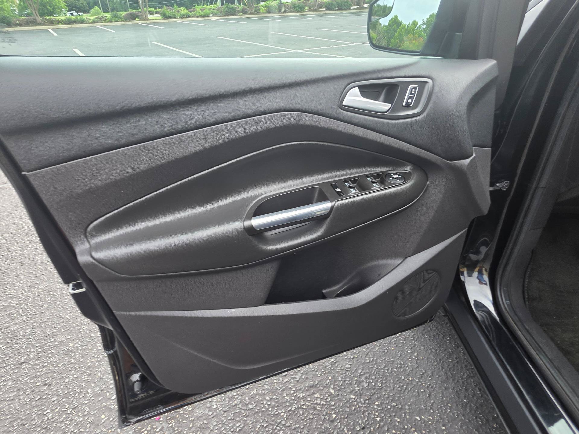 Used 2010 Ford Escape XLT FWD image 15