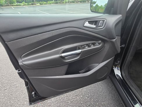Used 2010 Ford Escape XLT FWD image 15