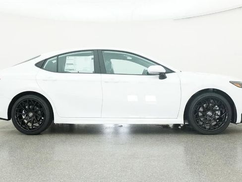 New 2026 Toyota Camry SE image 27