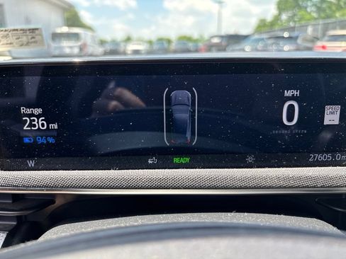 Used 2021 Ford Mustang Mach-E Select w/ Comfort/Appearance Package AWD/4WD image 9