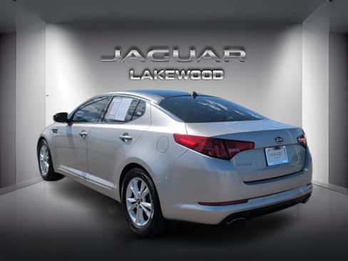 Used 2011 Kia Optima EX FWD image 3