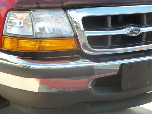 Used 1998 Ford Ranger XLT image 15