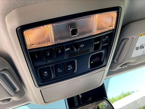 Used 2020 Toyota 4Runner Nightshade AWD/4WD image 31