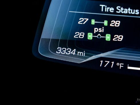 Used 2025 Chevrolet Corvette Z06 w/ Battery Protection Package image 76