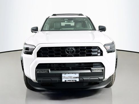 New 2026 Toyota 4Runner TRD Off-Road Premium AWD/4WD image 2