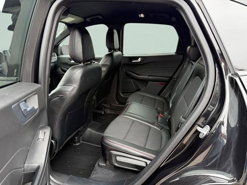 Used 2023 Ford Escape ST-Line w/ Tech Pack #1 AWD/4WD image 5
